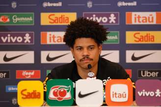 Gabriel Sara durante coletiva 