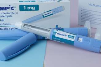 Mudanças no organismo provocadas pelo uso das canetas emagrecedoras podem impactar diretamente a saúde bucal