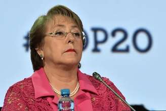 Michelle Bachelet seguirá com candidatura para comando da ONU