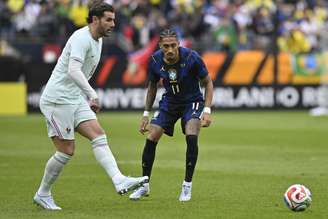 Raphinha contra a França