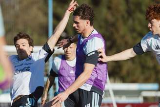 Joaquín Panichelli teve ruptura dos ligamentos cruzados do joelho direito e deve ficar fora por seis meses –