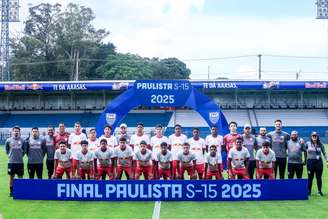 Jogadores do time sub-15 do Red Bull Bragantino. 