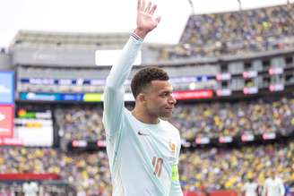 Mbappé é o líder da máquina ofensiva da França diante da Colômbia