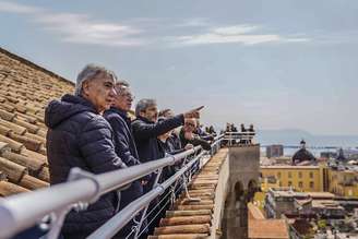 Autoridades inauguraram passeio em telhado de Catedral de Nápoles