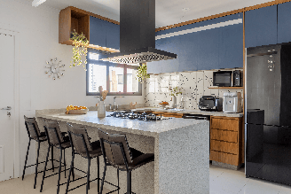 Entender as diferenças entre marcenaria e planejados ajuda a criar ambientes mais funcionais Projeto: Atelier de Arquitetura Paulo Tripoloni |