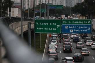 Anhanguera e Rodoanel devem receber fluxo intenso de carros durante o feriado de Páscoa.