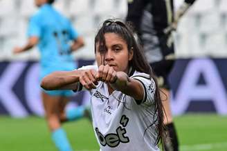 Botafogo encara o Santos diante de um tabu que já dura anos