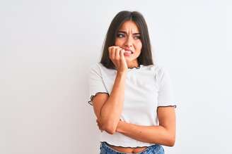 Roer as unhas pode ser uma resposta automática à ansiedade