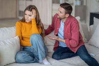 Saiba identificar red flags logo no início do namoro