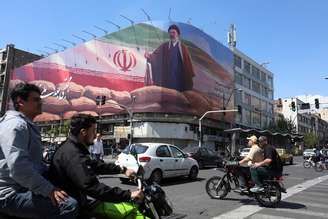 Mojtaba Khamenei está mentalmente lúcido e participa de reuniões com altos funcionários