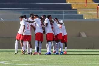 Jogadores do time sub-20 do Red Bull Bragantino. 