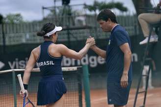 Luiz Peniza e Gabriela Cé 