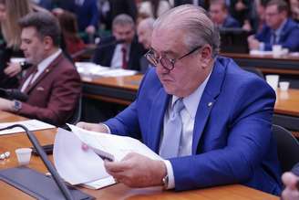 'Eu quero que, já que o ministro Boulos falou em nome do governo, que mande um projeto para a Câmara', diz Coutinho