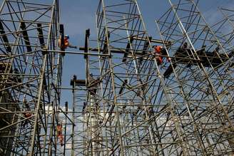 Brasil deve crescer neste ano em ritmo inferior ao previsto para a América Latina e o Caribe