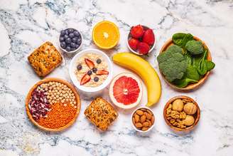 Veja os alimentos baratos que ajudam com as cãibras