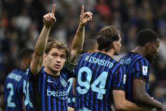 Nerazzurri dominaram o Cagliari e ficaram mais próximos do Scudetto