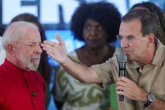 PT chamou apoio a Paes de 'principal palanque' da campanha à reeleição de Lula