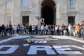 Torcida da Juvecaserta chamou Oscar de 'rei'