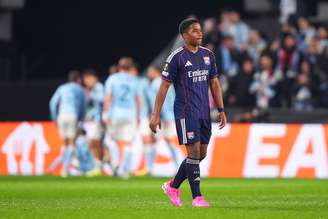 Endrick pelo Lyon (Photo by Jose Manuel Alvarez Rey/Getty Images)