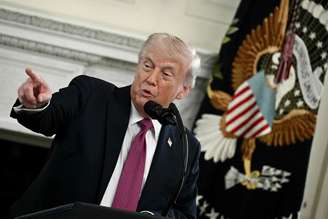 Donald Trump estendeu trégua poucas horas depois de ter negado que faria isso