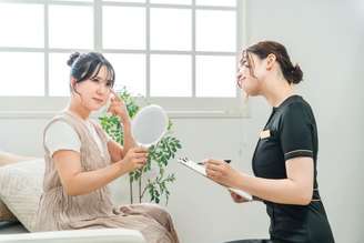 Antes de qualquer intervenção estética, avaliar o contexto emocional e as expectativas pode evitar frustrações