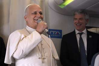 Papa fez declaração em voo de retorno a Roma