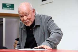 Harry Massis Júnior pauta expulsão de Olten e vê oposição articular seu afastamento.