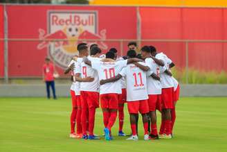 Jogadores do time sub-20 do Red Bull Bragantino. 