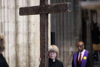 Sarah Mullally é a primeira mulher no comando da Igreja Anglicana