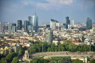 Vista do skyline de Milão, capital da Lombardia