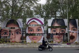 Fotos de crianças mortas em ataque a escola em Minab, no Irã
