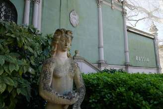 Pavilhão da Rússia nos jardins da Bienal de Veneza