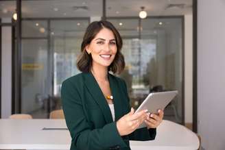 Presente em cidades grandes e pequenas, o correspondente bancário atua na intermediação entre clientes e instituições financeiras