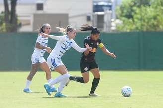 Miriã dos Santos, jogadora das Bragantinas. 