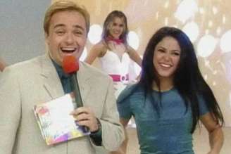 Gugu Liberato e Shakira no Domingo Legal (1997)