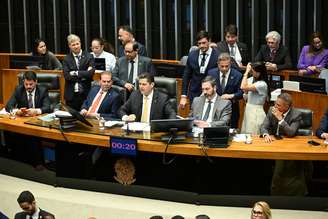 Deputados votaram, para, em seguida, os senadores deliberarem