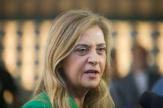 Leila Pereira, presidente do Palmeiras, respondeu provocação de Bap por uso de grama artificial.