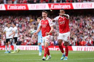 Arsenal vence o Fulham e fica mais perto da conquista da Premier League — 