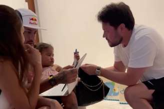 Neymar foi surpreendido com anúncio de gravidez da cunhada  –