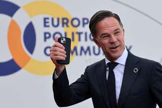 Rutte deu declaração em cúpula da Comunidade Política Europeia na Armênia
