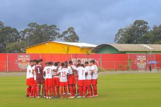Jogadores do time sub-15 do Red Bull Bragantino. 