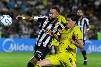 Neymar, pelo Santos, contra o Recoleta, pela Sul-Americana 