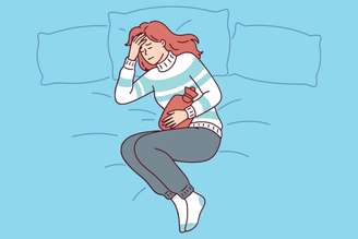 Dor intensa durante a menstruação pode ser um sinal importante de endometriose e merece investigação médica