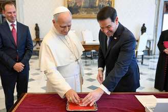 Papa Leão XIV recebe Marco Rubio no Vaticano