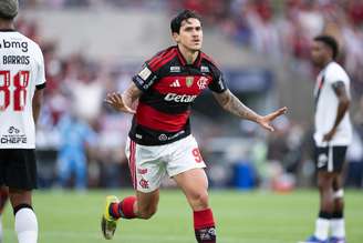 Pedro (Flamengo) celebrando seu gol contra o Vasco, no dia 03.05.2026. 