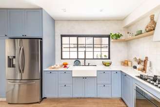 Adaptações na decoração da cozinha ajudam qualquer morador a viver a experiência de chef no dia a dia Projeto: BMA Studio |