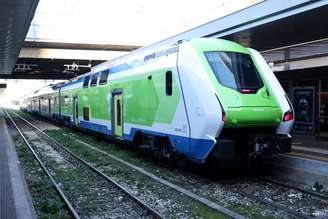 Trem da operadora italiana Trenord