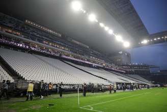 Neo Química Arena será palco de jogo entre Santos e Coritiba neste domingo.