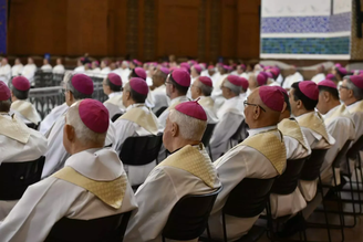 Bispos só podem ser nomeados pelo papa
