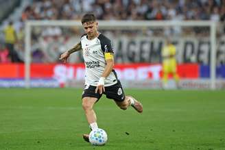 Rodrigo Garro (Corinthians) durante jogo contra o Palmeiras. 